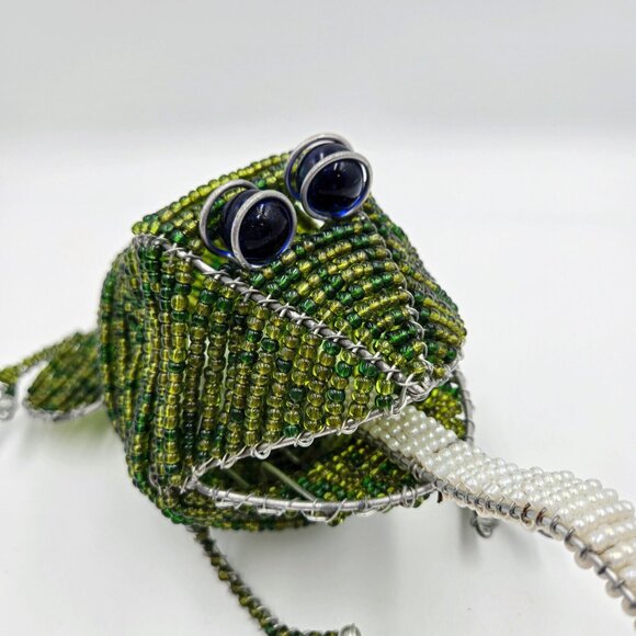 Beaded Frog With Dragonfly Figurine Wire Bead Art Freestanding Toad Bug Read - Picture 3 of 12